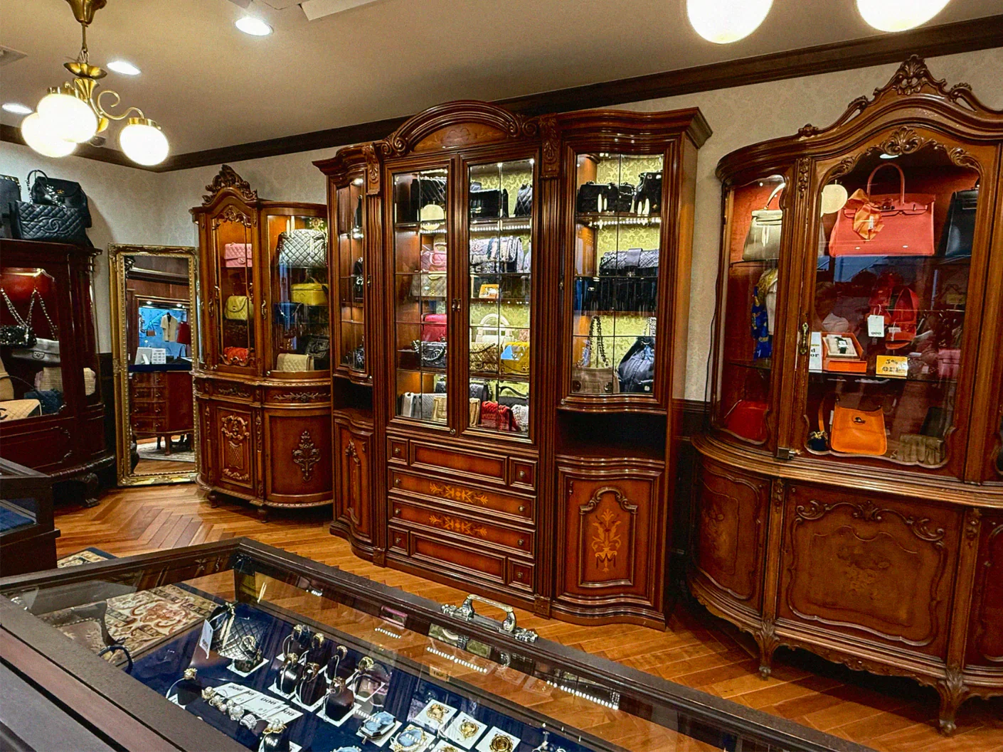 Can You Find Happiness In A Vintage Shop?